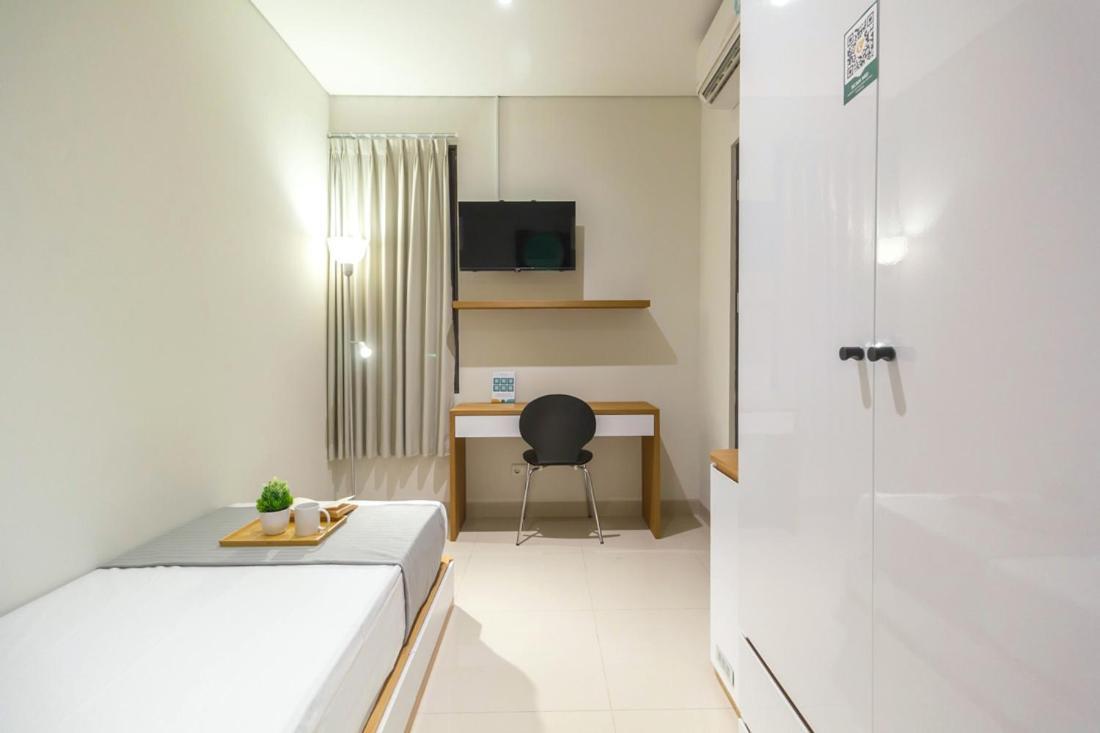 Twospaces Living At Zena Mozia Hotel Tegal  ภายนอก รูปภาพ